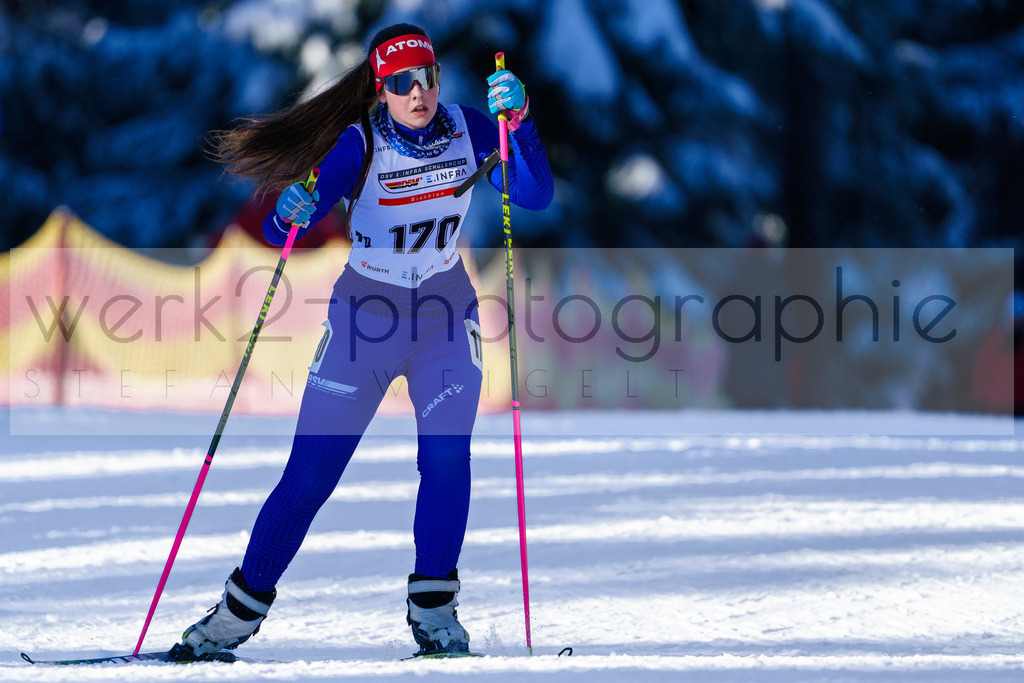 DSC Oberwiesenthal | Vom 19. - 21. Januar fand in der Sparkassen-Skiarena Oberwiesenthal der DSV E.INFRA Schülercup Biathlon statt.
