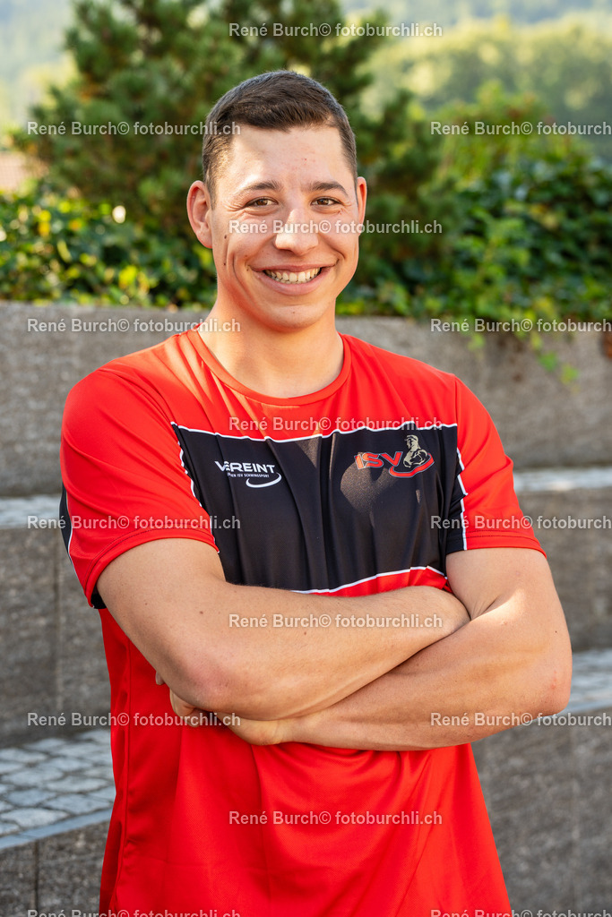 RB_03593Bucher Roman | Bucher Roman - Realisiert mit Pictrs.com