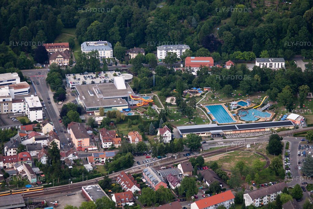 Luftbild: Albgaubad in Ettlingen im Bundesland Baden-Württemberg in Deutschland. Foto: IMG_66724.jpg vom 07.06.2014 durch Werner Riehm/FLY-FOTO.de