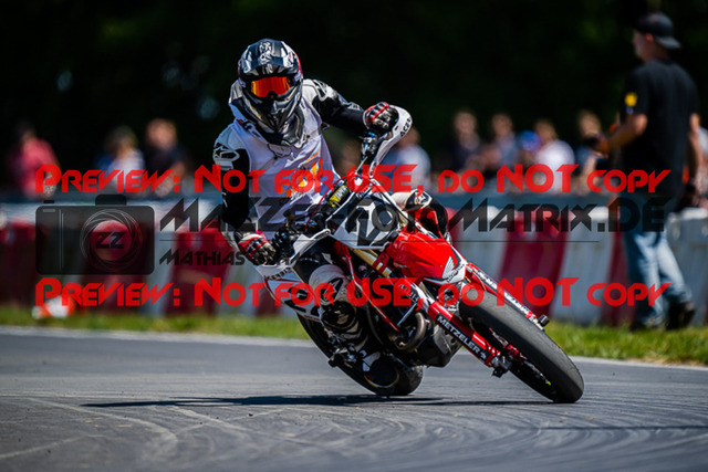 MaZZes_FotoMatrix_220703_1969 | S4