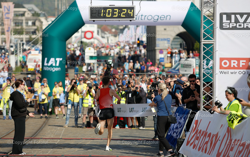 OBERBANKMARATHON_2024_87 | Timo Hinterndorfer (Aut)