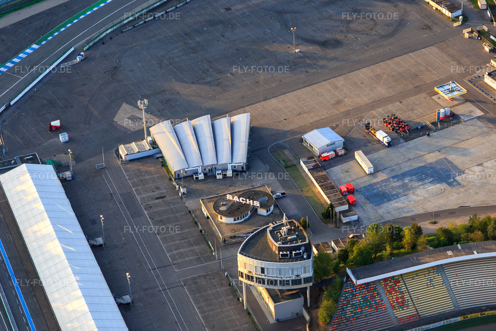 Luftbild: Sachs-Haus Hockenheimring Baden-Württemberg in Hockenheim im Bundesland Baden-Württemberg in Deutschland. Foto: IMG_102552.jpg vom 24.08.2017 durch Werner Riehm/FLY-FOTO.dehockenheimring.de
