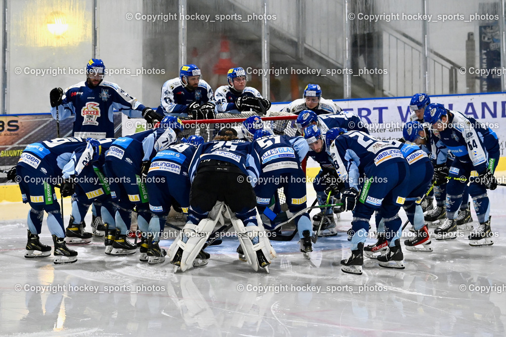 ESC Steindorf vs. MET PHOTOVOLTAIK HORNETS SPITTAL | ESC Steindorf Mannschaft, ESC Steindorf vs. MET PHOTOVOLTAIK HORNETS SPITTAL, ESC Steindorf vs. MET PHOTOVOLTAIK HORNETS SPITTAL am 26.10.2024 in Steindorf (Ossiachersee Halle), Austria, (Photo by Bernd Stefan)