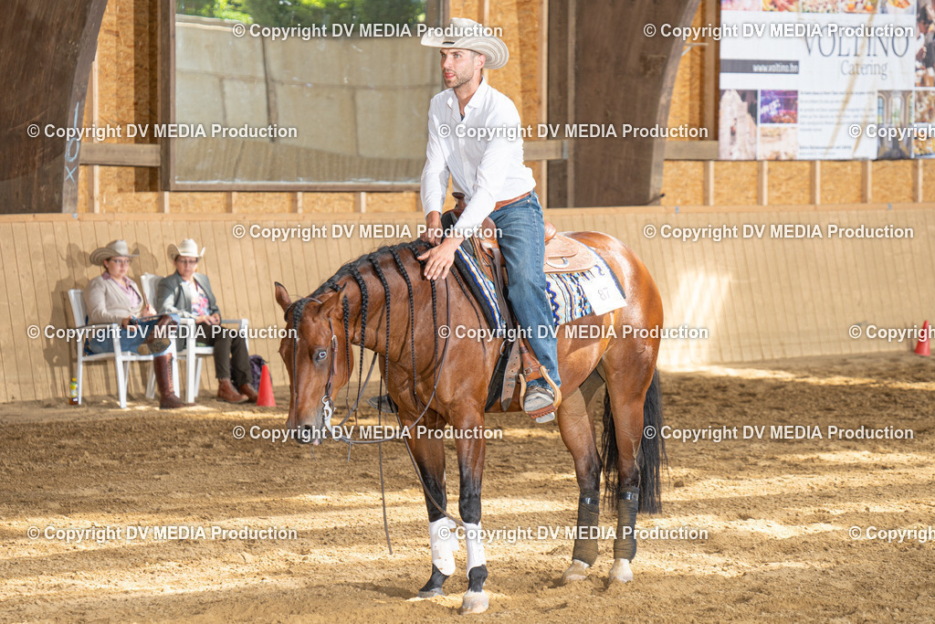 DSC00276 | dv-media-shop - Realisiert mit Pictrs.com