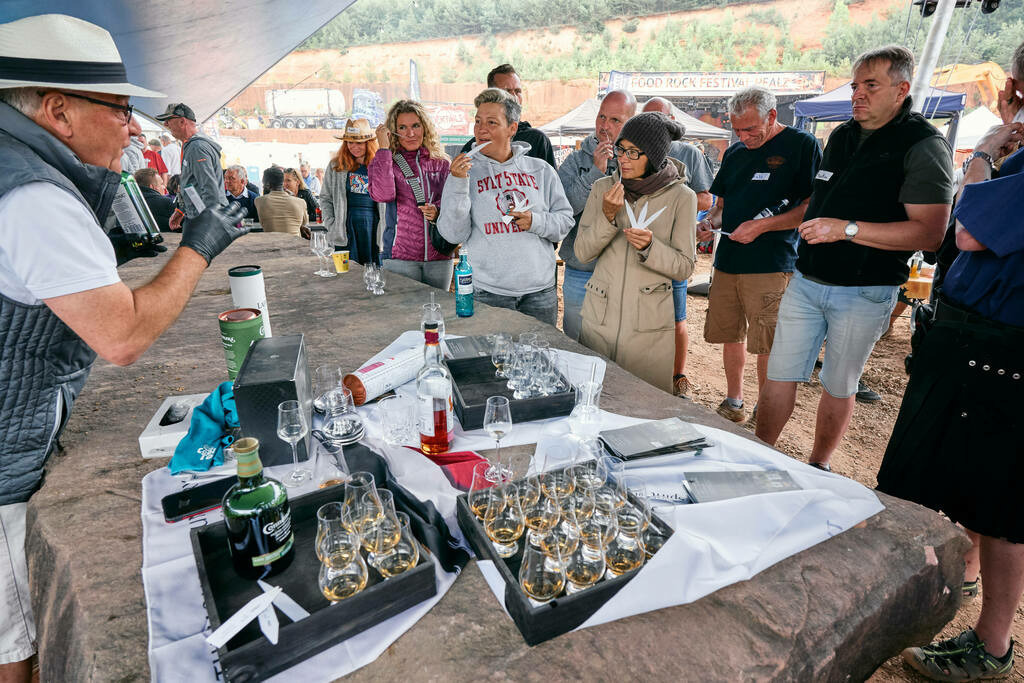 122_FoodRock_2023_07_WhiskeyTasting | alexandershorti - Realisiert mit Pictrs.com