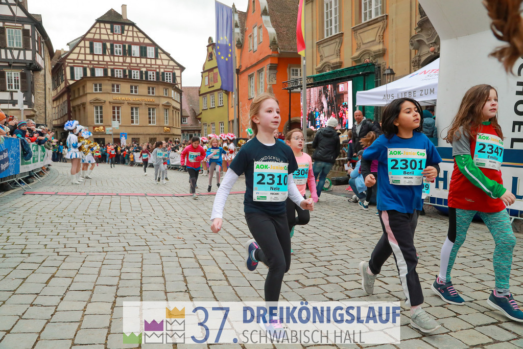 AOK JuniorCup 400m | 3Koenigslauf 2023 - Realisiert mit Pictrs.com