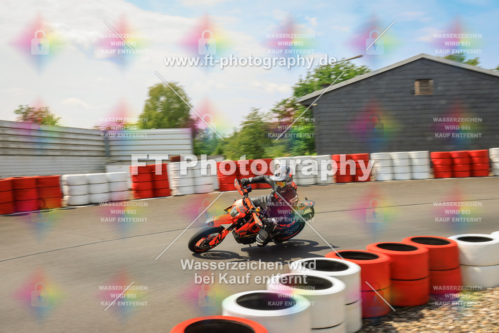 _DSK2748 | Hier findet Ihr Bilder von Touristenfahrten auf der Nürburgring Nordschleife oder von anderen Veranstaltungen die ich besucht habe. Viel Spass beim Durch Schauen 