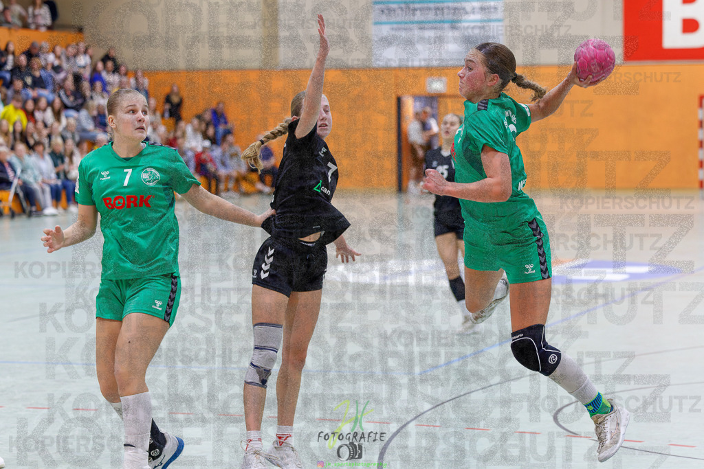 2024-10-19_157 | Jugendbundesliga B-Jugend weiblich; HSG Kleenheim/Langgöns - Longericher SC am 19.10.2024 in Oberkleen (Weidig-Halle) - Realisiert mit Pictrs.com