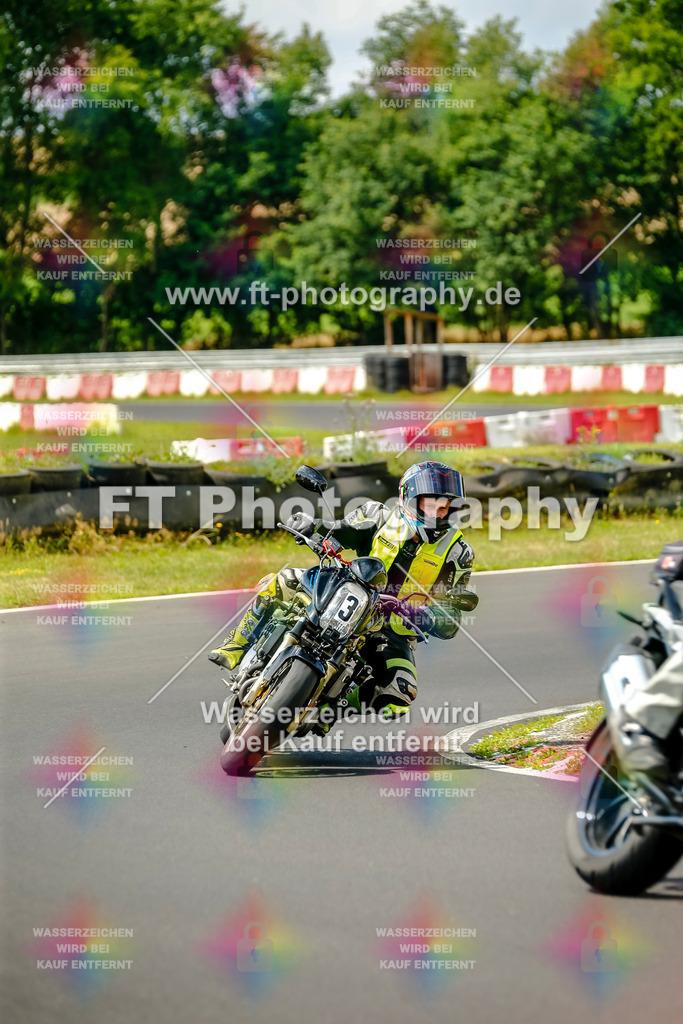 VBK-4879 | Hier findet Ihr Bilder von Touristenfahrten auf der Nürburgring Nordschleife oder von anderen Veranstaltungen die ich besucht habe. Viel Spass beim Durch Schauen 