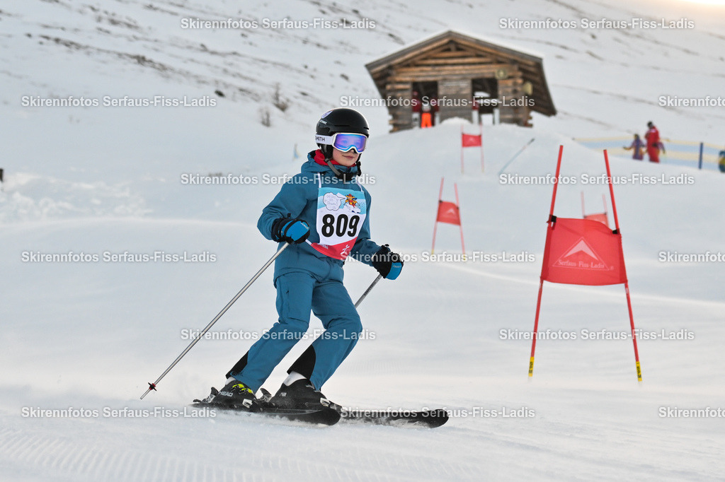 SRF_01.01.2026_0321 | SRF_01.01.2026_0321 - Realisiert mit Pictrs.com