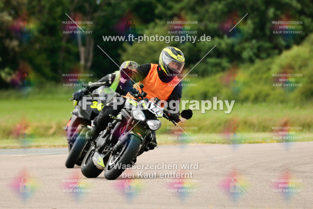 _7D21573 | Hier findet Ihr Bilder von Touristenfahrten auf der Nürburgring Nordschleife oder von anderen Veranstaltungen die ich besucht habe. Viel Spass beim Durch Schauen 