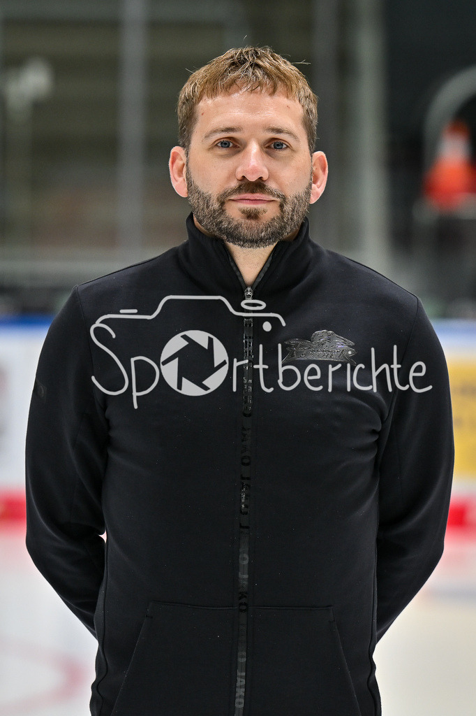 Augsburger Panther 2025/26 | im Bild Ferdinand MERCKX - Physiotherapie / Einzelfoto / Freisteller / Media Day Augsburger Panther: Curt-Frenzel Stadion am 06.08.2025