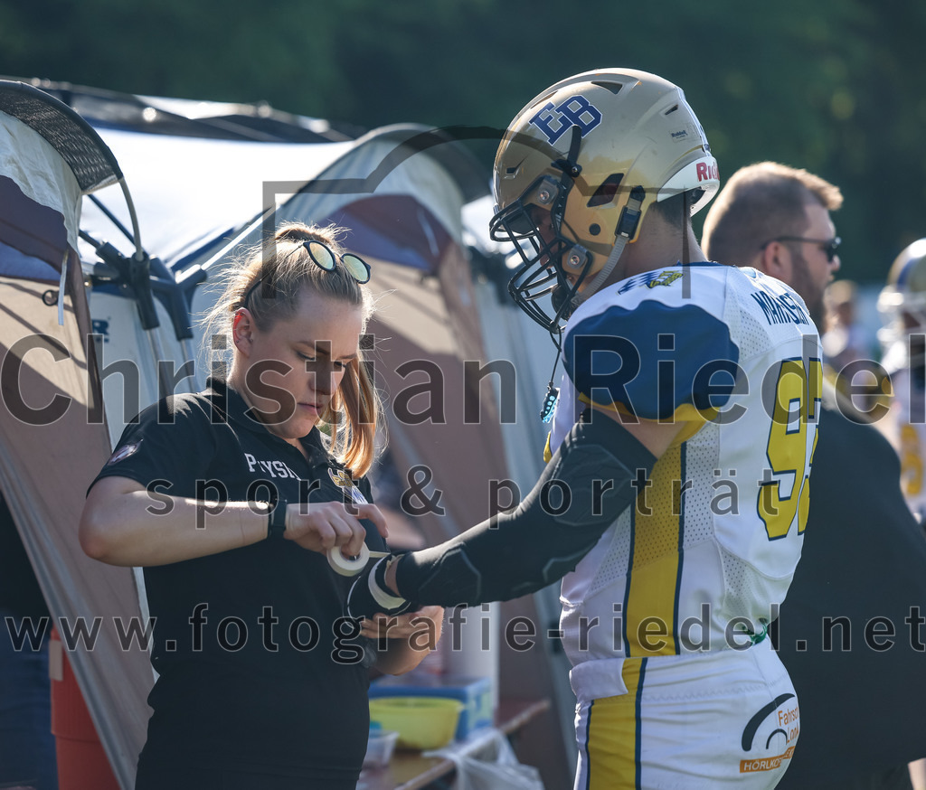 2022-05-14_021_Erding_Bulls_gegen_Munich_Cowboys_2 | Erding, Deutschland, 14.05.2022:
Fußball, Regionalliga 2022, 3. Spieltag, Erding Bulls gegen Munich Cowboys 2, Endergebnis: 20:30

Tobias Marhauser (Erding Bulls, #93)

Foto: Christian Riedel / fotografie-riedel.net