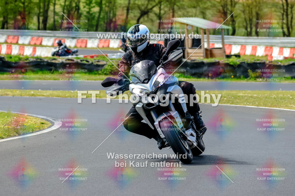 _OTO2398 | Hier findet Ihr Bilder von Touristenfahrten auf der Nürburgring Nordschleife oder von anderen Veranstaltungen die ich besucht habe. Viel Spass beim Durch Schauen 