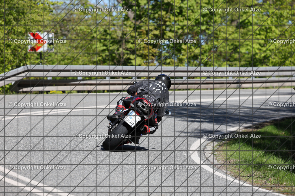 IMG_9184 | Fotograf am Kyffhäuser. Onkel Atze. Kyffhäuser Rennstrecke. Café36. Motorsportfotografie. - Realisiert mit Pictrs.com