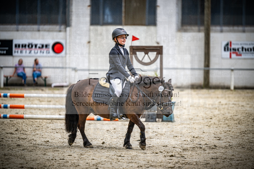 Turnier Laggenbeck 2026-15-0225 | Entdecke hochwertige Reitturnierfotos von Foto Oger. Professionell, emotional und authentisch – jetzt Lieblingsmomente im Shop bestellen.Deutschlandweite Turnierfotografie. - Realisiert mit Pictrs.com