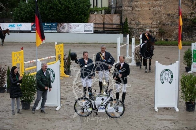 2B4A3346 | pixelfaenger - Realisiert mit Pictrs.com