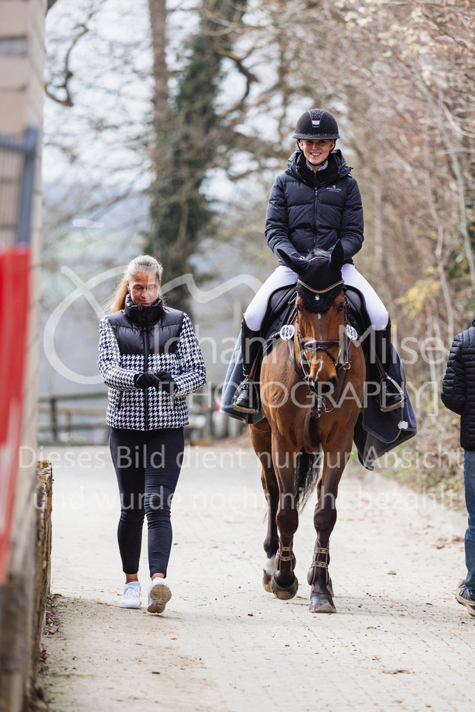 260321_HF-Schw_L-SprmstAnf-108 | Deine schönsten Turniermomente als professionelle Fotos! Entdecke hochwertige Pferdesport-Fotografie im Online-Shop. Jetzt Fotos finden & bestellen!