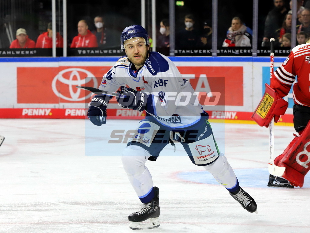 JC Lipon - STR | JC Lipon - STR - Realisiert mit Pictrs.com