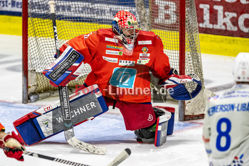 EC Peiting vs Heilbronner Falken | Eishockey Oberliga Süd 2023/2024, EC Peiting vs Heilbronner Falken,
Andreas MAGG (ECP Goali 32) in Aktion,
2023-10-06 in Peiting (Eisstadion)
32 Andreas MAGG (ECP Goali 32)
Copyright: WolfgangxLindner foto-lindner.de