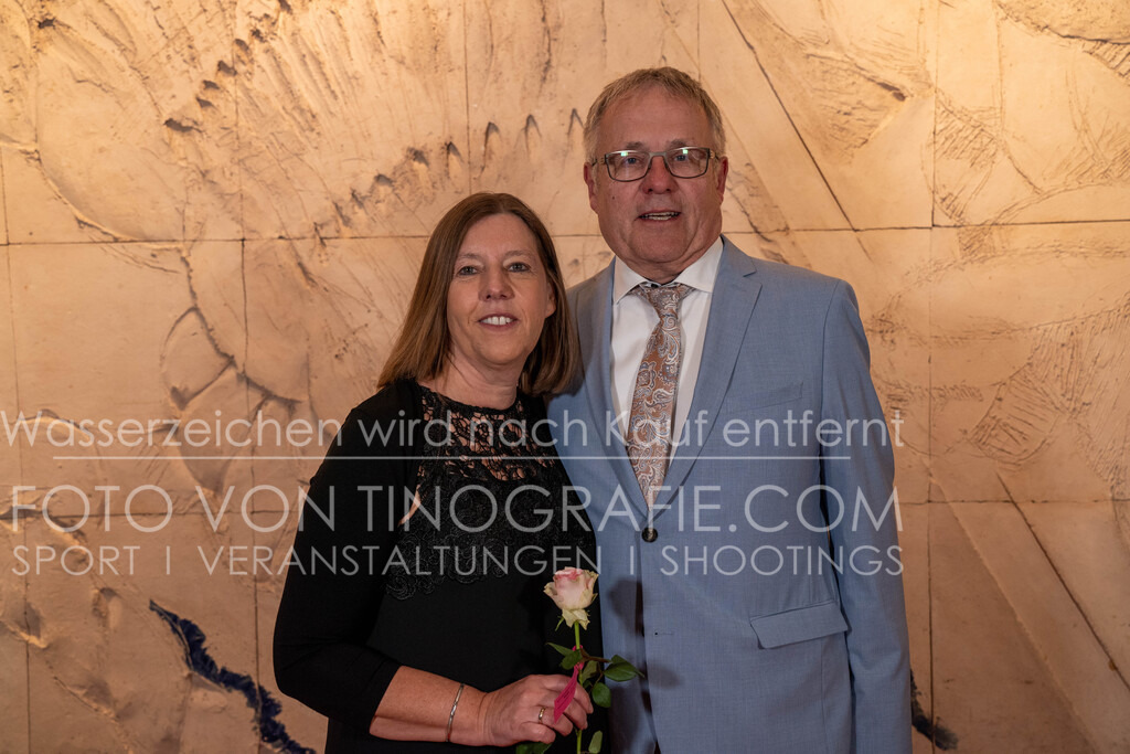 CCC_Frühlingsball_Teppich_byTINOGRRAFIE-80 | (c) TINOGRAFIE.COM
