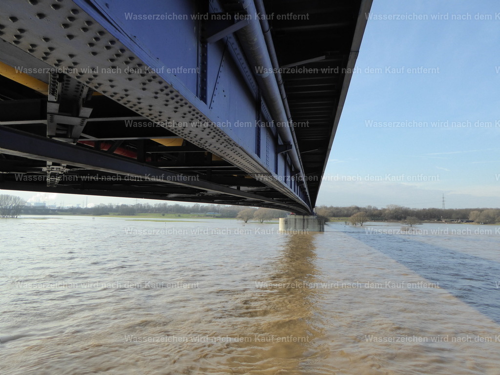 P1000806 | Entdecken Sie die faszinierende Welt von Norbert Michels: Surreale Kunstwerke, hochwertige Fotos, Leinwandbilder & Fotoprodukte wie Tassen mit bild7 - Realisiert mit Pictrs.com