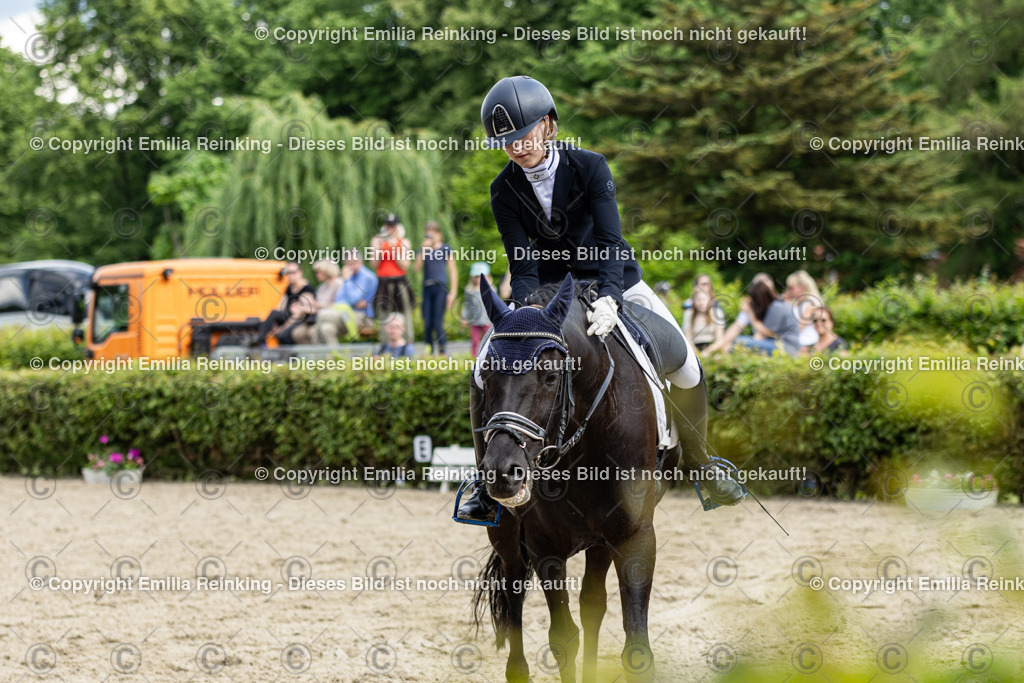 CL5A5547 | Emilia Reinking Fotografie - Realisiert mit Pictrs.com