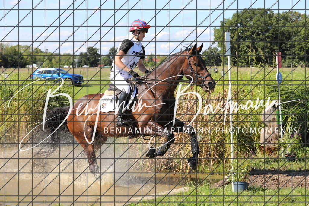 AZ2A0307 | Benjamin Bartmann Photomoments