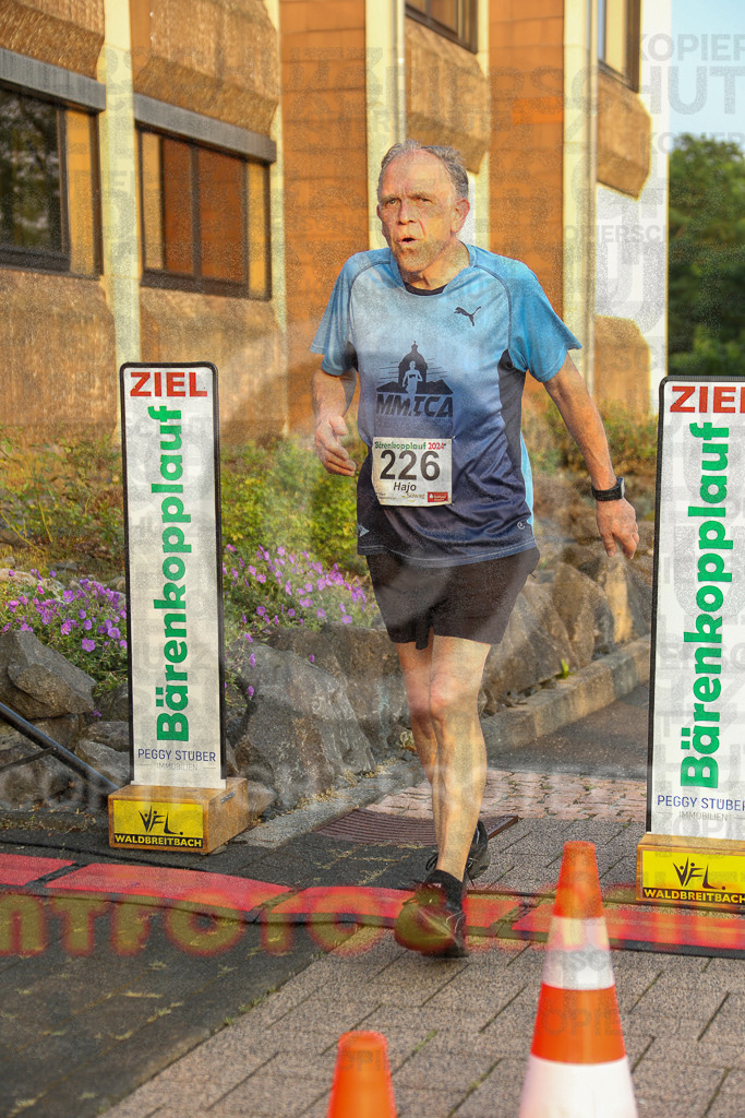 240802_1948_EX1_6849 | Sportfotografie im Rhein-Sieg Kreis, Köln, Bonn, NRW, Rheinland Pfalz, Hessen, etc. Unser Tätigkeitsfeld umfasst den Laufsport vom Volkslauf über den Marathon, Duathlon, Triathon bis zum Ultralauf wie Kölnpfad Ultra oder Schindertrail.