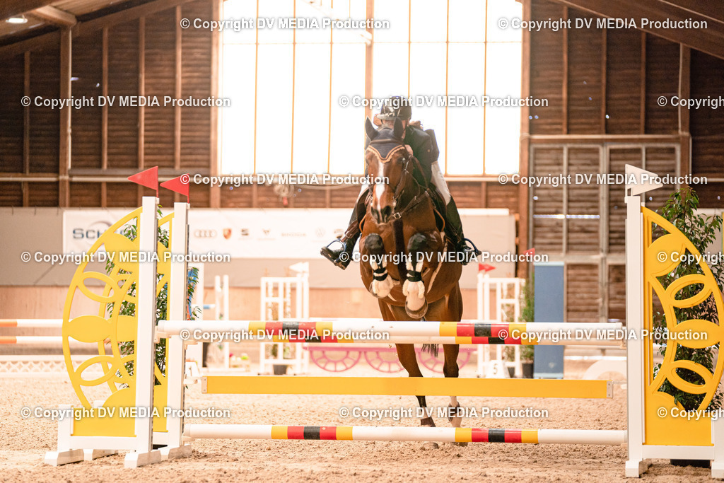 Springen Tag 2-432 | dv-media-shop - Realisiert mit Pictrs.com