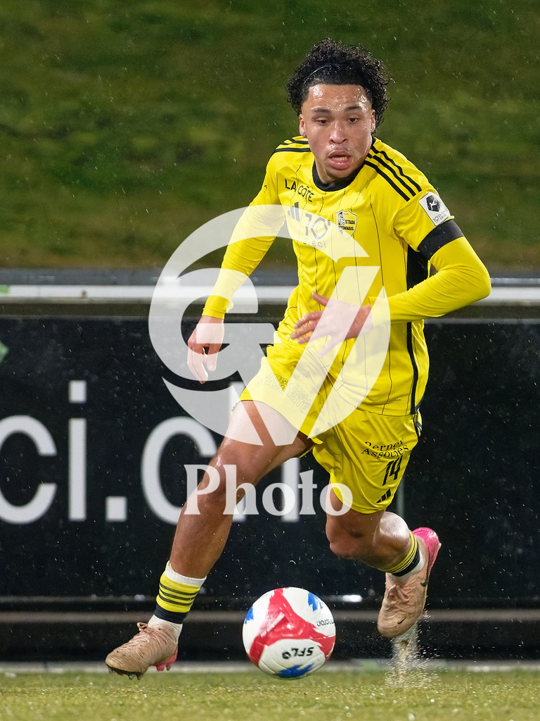 dieci Challenge League - FC Stade Nyonnais v Etoile Carouge FC |  during the dieci Challenge League match between FC Stade Nyonnais and Etoile Carouge FC at Centre sportif de Colovray in Nyon, Switzerland