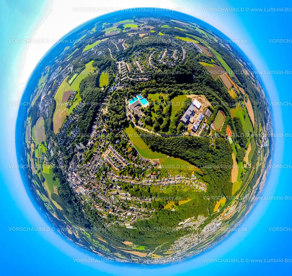 Velbert240890719Neviges_Schwimmbad | Luftbild, Panoramabad Velbert-Neviges Schwimmbad, Fußballstadion SV Union Velbert Fußballverein und Tennisplätze Waldschlösschen, Baustelle Gesamtschule, Erdkugel, Fisheye Aufnahme, Fischaugen Aufnahme, 360 Grad Aufnahme, tiny world, little planet, fisheye Bild, Neviges, Velbert, Ruhrgebiet, Nordrhein-Westfalen, Deutschland