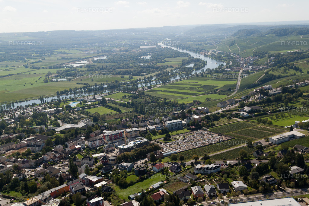 Luftbild: Ortsansicht in Remich im Bundesland Remich in Luxemburg. Foto: IMG_33697.jpg vom 11.09.2010 durch Werner Riehm/FLY-FOTO.de