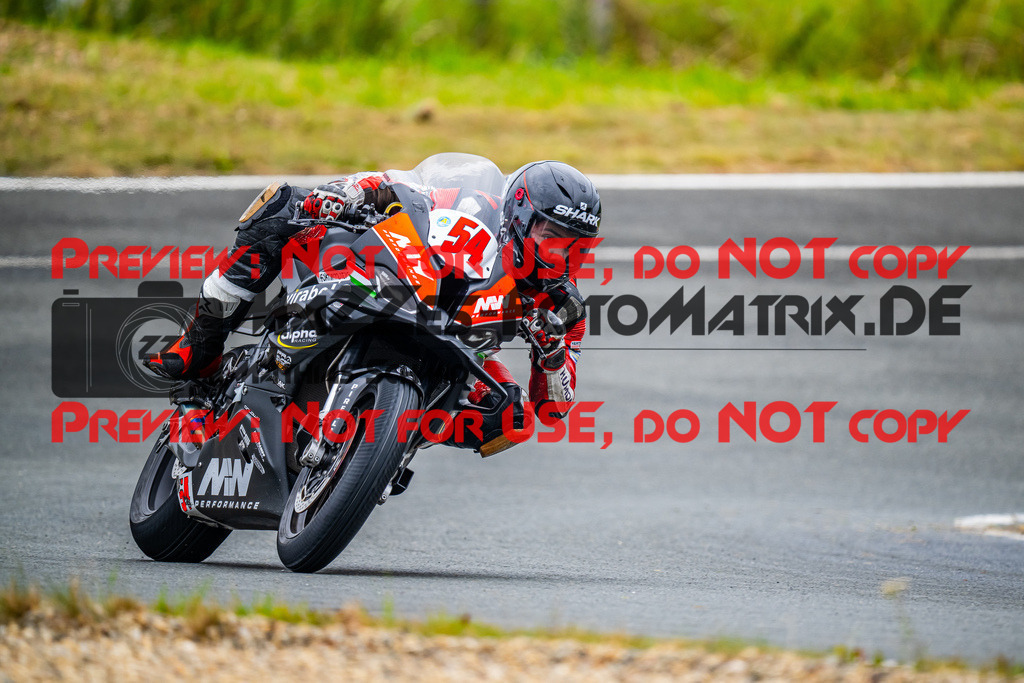 MaZZes_FotoMatrix_240726_6007705_1435 | STK