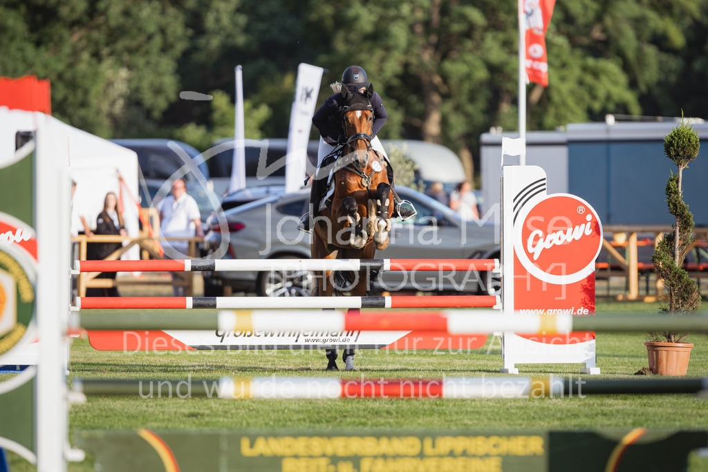 220714_LC_A2-Spr-929 | Deine schönsten Turniermomente als professionelle Fotos! Entdecke hochwertige Pferdesport-Fotografie im Online-Shop. Jetzt Fotos finden & bestellen!