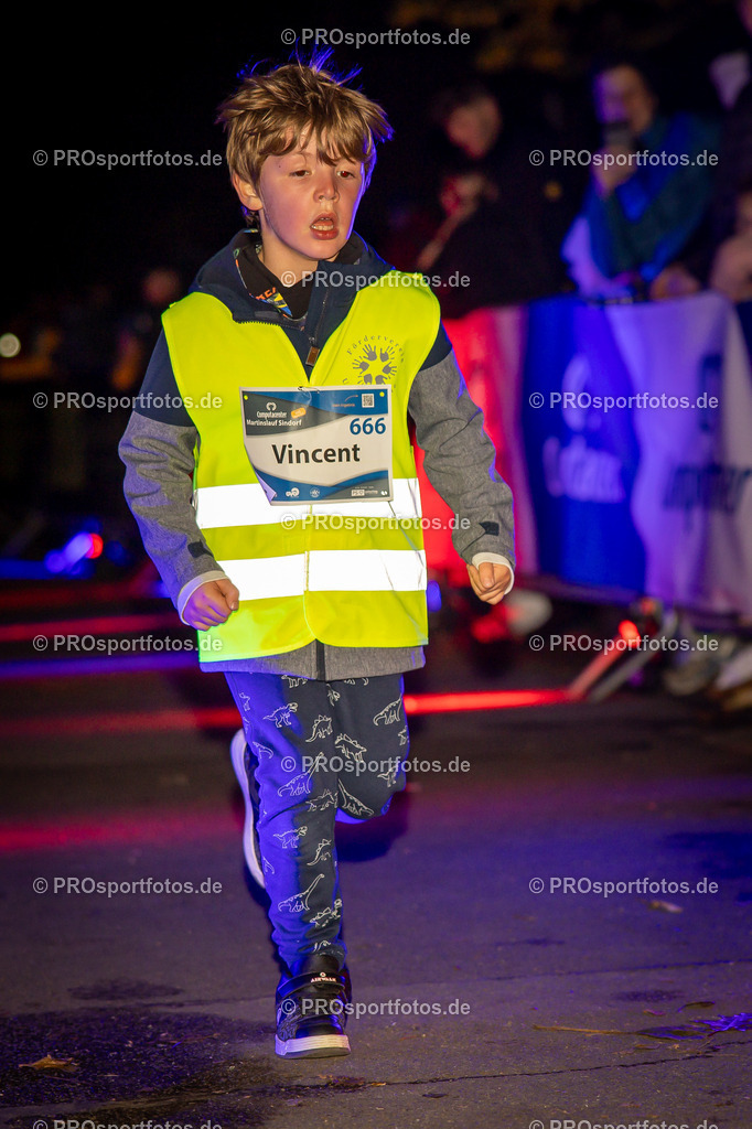 Martinslauf Sindorf 2023 in Kerpen-Sindorf, 09.11.2023 | Impressionen vom Martinslauf Sindorf 2023 am 09.11.2023 in Kerpen-Sindorf (Nordrhein-Westfalen).