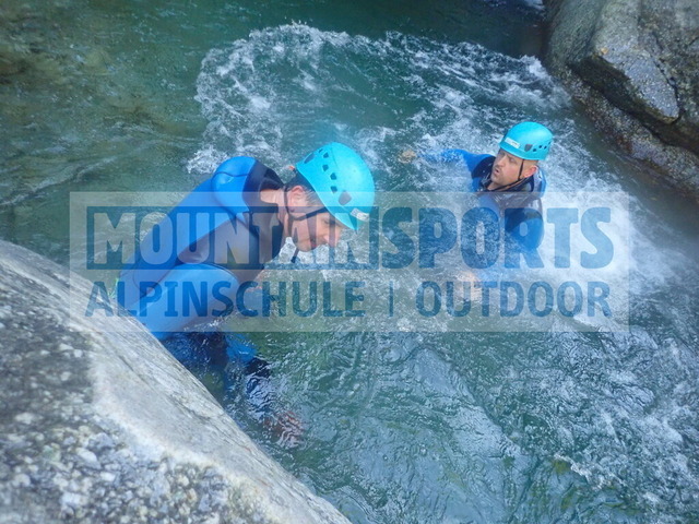 P1010080 | Bestelle die Bilder deines Berg- oder Wasser-Abenteuers mit Mountain Sports bequem von zu Hause aus direkt über unseren Online Fotoshop von pictrs.com. - Realisiert mit Pictrs.com