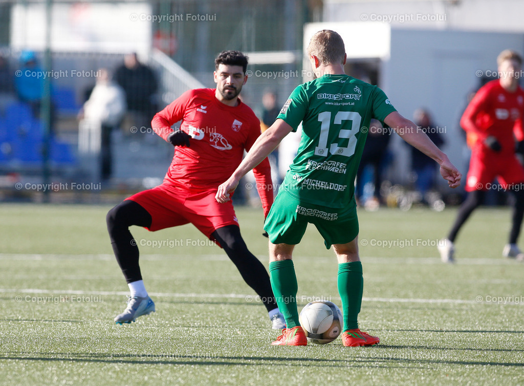 A_LUI_01022025_00009 | SPORT FUSSBALL TESTSPIEL ASKOE OEDT -SV HAIDLMAIR GRUEN WEISS MICHELDORF 01.02.2025 IM BILD : BUENYAMIN KARATAS  (OEDT) UND  DANIEL HOELLINGER (MICHELDORF) FOTO:FOTOLUI