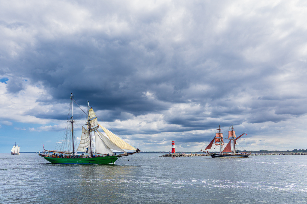 Segelschiffe auf der Ostsee während der Hanse Sail in Rostock | Segelschiffe auf der Ostsee während der Hanse Sail in Rostock.