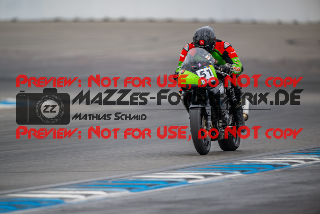 MaZZes-Fotomatrix-20260809-573944 | R1