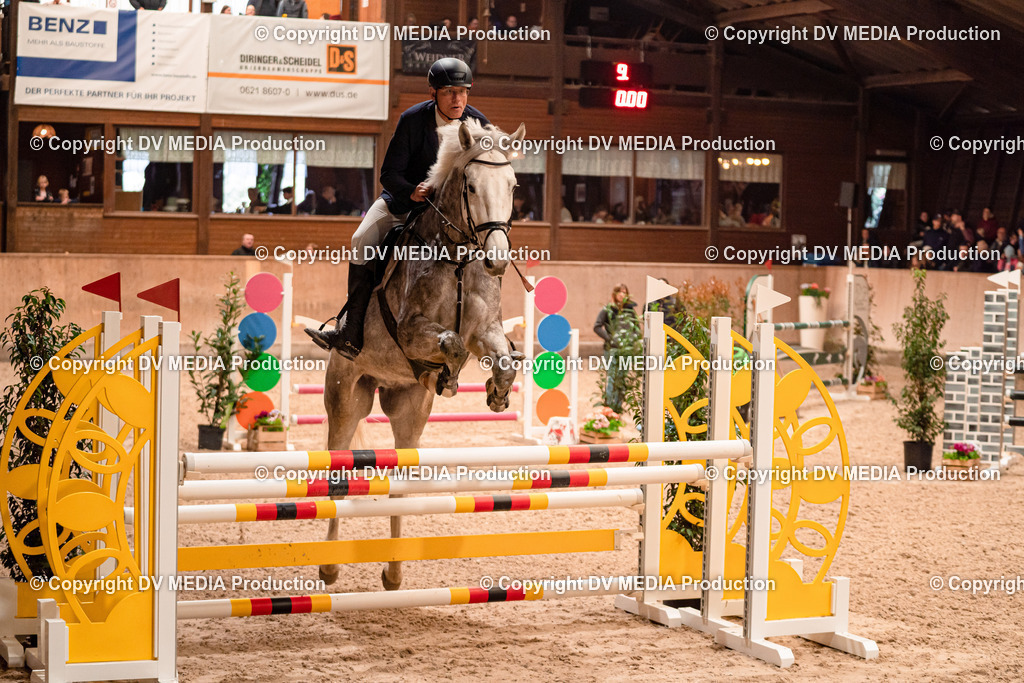 Springen Tag 2-687 | dv-media-shop - Realisiert mit Pictrs.com