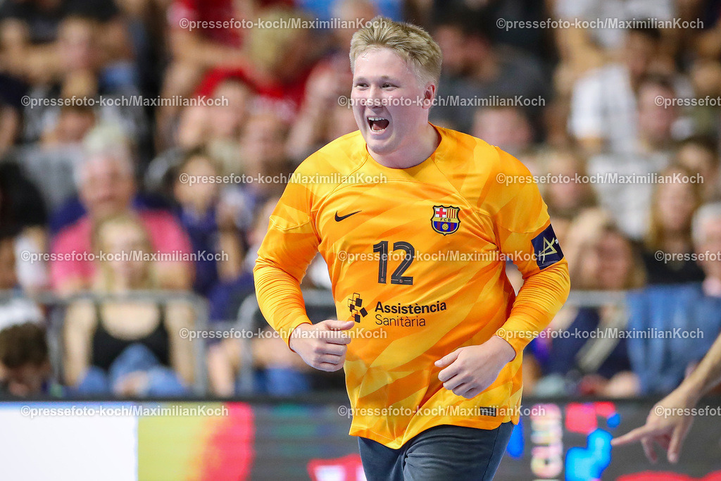 KoeEHF08062402088 | 08.06.2024, Köln, Handball, TruckScout24 EHF FINAL4, Machineseeker Champions League Men, Lanxess-Arena, Halbfinale, THW Kiel - FC Barcelona: Torhüter Emil Nielsen (FC Barcelona)
