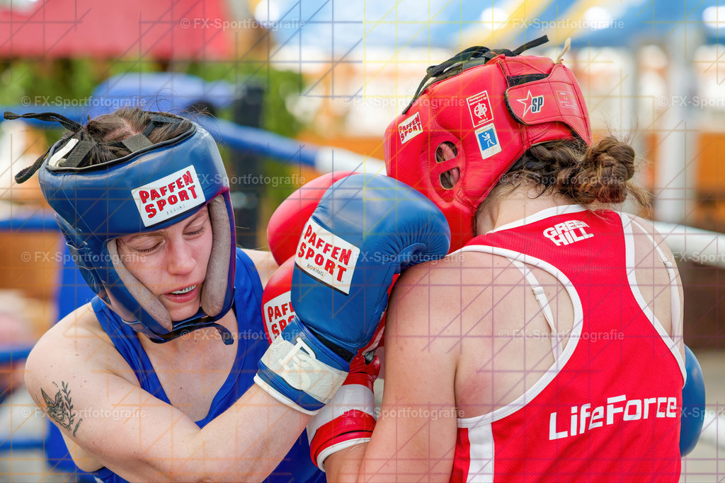 Boxkampf Frauen 26 | Sportfotos und Eventgalerien von FX-Sportfotografie: Fußball, Basketball, Futsal, American Football und weitere Sportarten ansehen und direkt bestellen. - Realisiert mit Pictrs.com