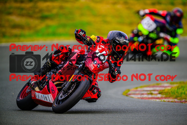 MaZZes_FotoMatrix_240726_6007705_8209 | TWIN