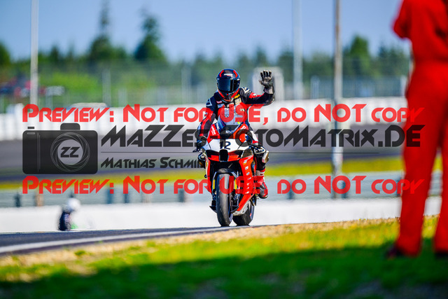 MaZZes_FotoMatrix_240901_6007705_6010 | STK1000