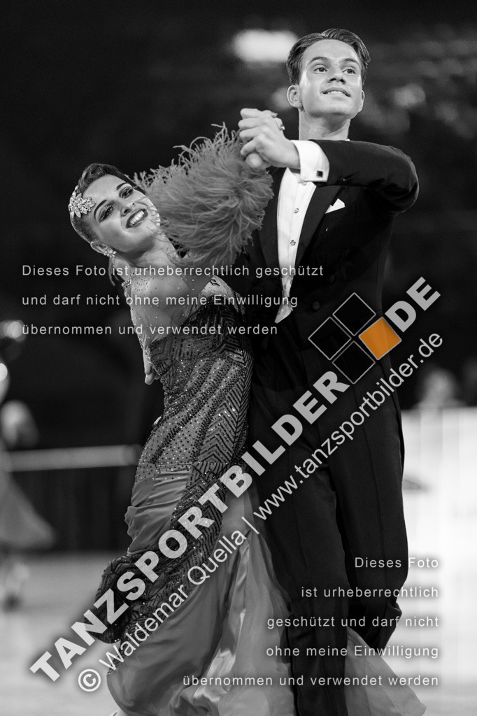 20231111-12909 | Hier finden Sie Tanz Bilder vom Latein und Standard Formationen tanzen. Sportbilder vom Tanzsport. Schöne Fotos und von Weltmeisterschaft, Europameisterschaft, Bundesliga, Regionalliga, Oberliga und Landesliga sowie von GOC Stuttgart, DanceComp, WM Bremen