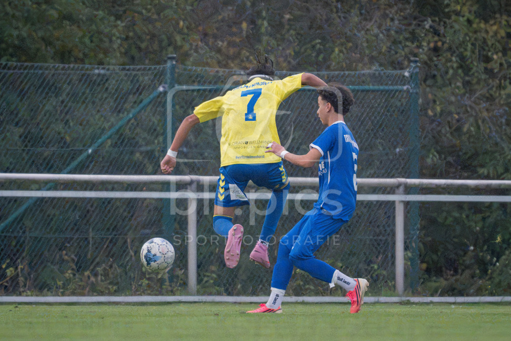 _BLR3855 | Professionelle Fußball- und Sportfotografie. Spielbilder online ansehen und kaufen – Einzelbilder oder komplette Galerien in hoher Qualität.