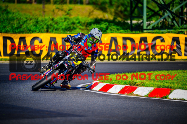 MaZZes_FotoMatrix_240511_6021986_5323 | UE40