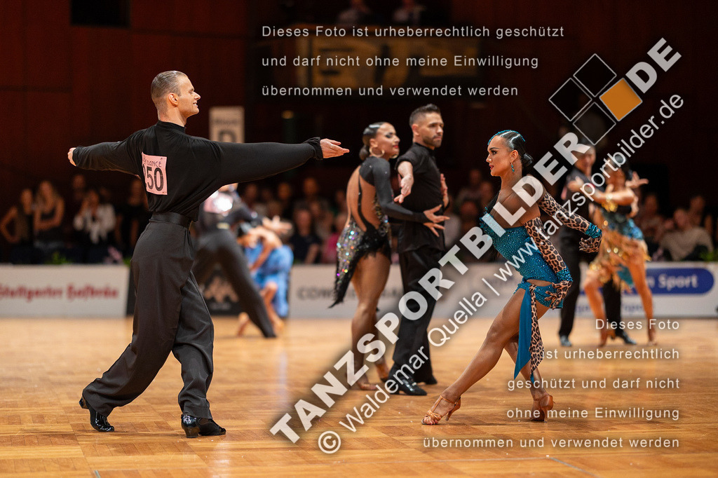 20230812-04245 | Hier finden Sie Tanz Bilder vom Latein und Standard Formationen tanzen. Sportbilder vom Tanzsport. Schöne Fotos und von Weltmeisterschaft, Europameisterschaft, Bundesliga, Regionalliga, Oberliga und Landesliga sowie von GOC Stuttgart, DanceComp, WM Bremen