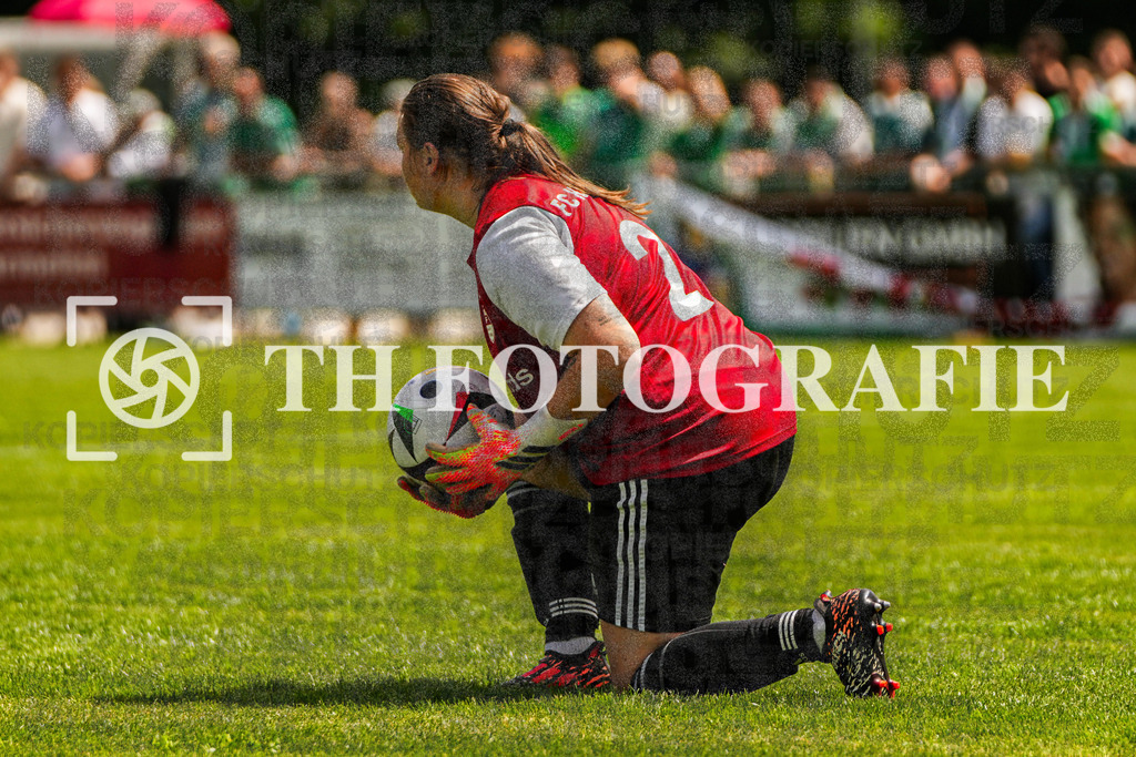 GER, FC Hauingen - SV Waldhaus, Frauen-Fussball, Rothaus Bezirkpokal, Finale, Saison 2024/2025, 29.05.2025 | GER, FC Hauingen - SV Waldhaus, Frauen-Fussball, Rothaus Bezirkpokal, Finale, Saison 2024/2025, 29.05.2025Foto: TH Fotografie/Alessio Bosco